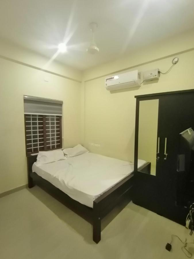Queens Residency Thrissur Exterior photo