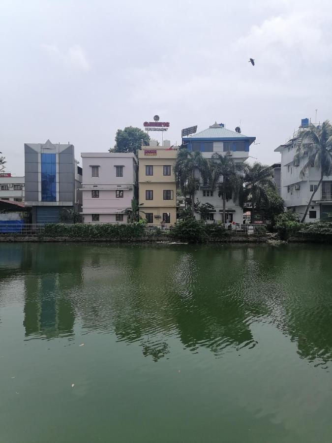 Queens Residency Thrissur Exterior photo